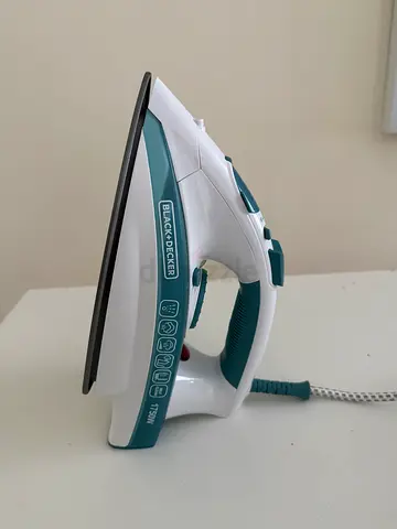 Black+Decker 1750W Steam Iron - excellent Working Condition