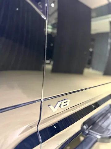 2025 LAND Rover DEFENDER — миниатюра 8