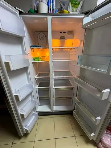 Bosch side by side Refrigerator