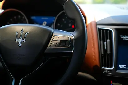 2019 Maserati LEVANTE — фото 15