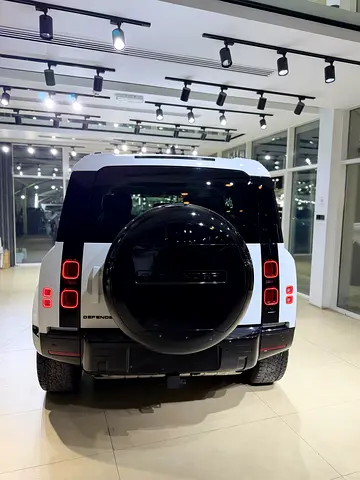 2024 LAND Rover DEFENDER — миниатюра 8