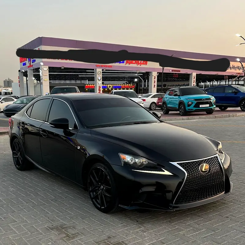 Lexus IS-Series 2016 — photo 1 of 20