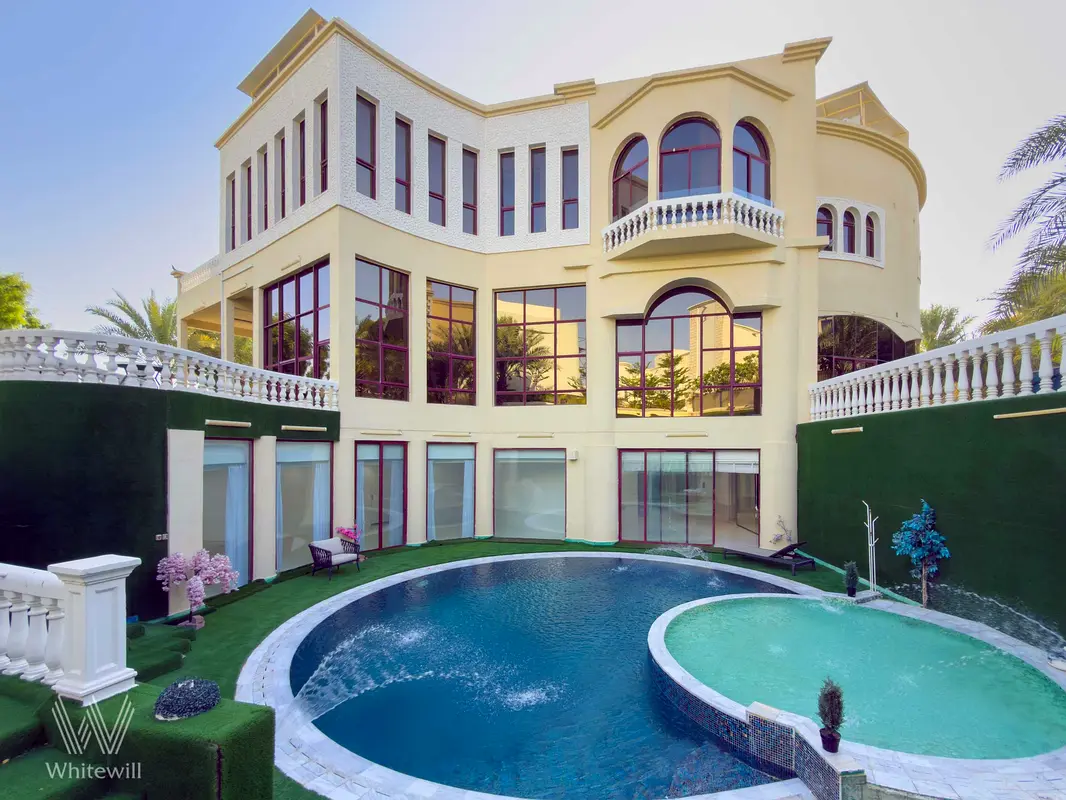 Ultra-Luxury | Pool, Cinema, Basement | Lake View