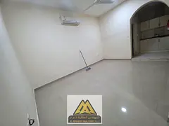 A great opportunity for annual rent in Al Rawda 2, Ajman. This well-located studio offers a practica