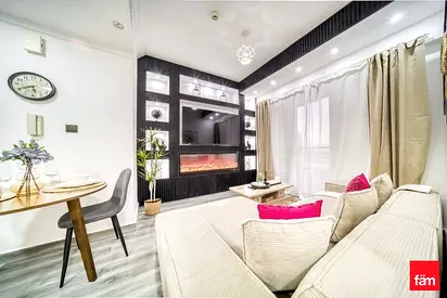 Fully Furnished | Vacant | Upgraded | High Floor