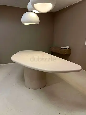 Modern Oval MDF painted Table with Decorative Slatted Wood Legs