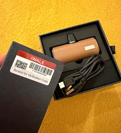 iWALK Portable Power Bank with Iphone 14 pro max covers