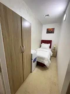 Female Partition with TV - 2 Min to DMCC Metro  Marina Mall - Ladies Only