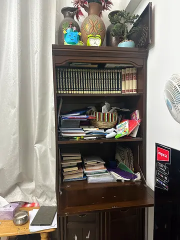 Urgent sale - solid wooden shelf with complete encyclopedia and pots