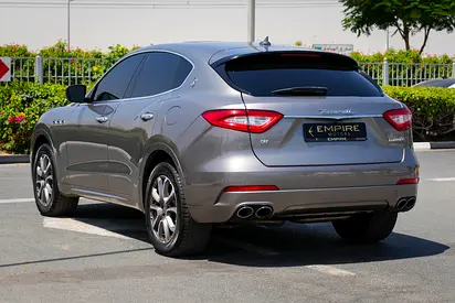 2019 Maserati LEVANTE — фото 6