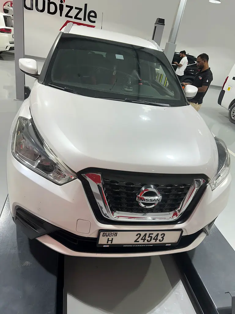 Nissan Kicks 2020 — photo 1 of 6