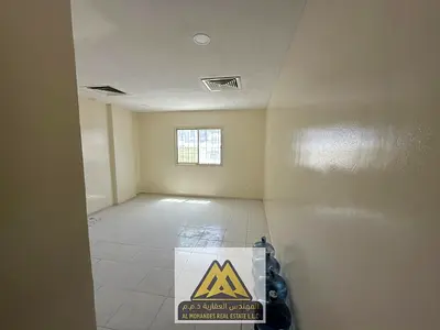 استوديو الراشدية 2 عجمان مساحة كبيرة مطبخ شبه منفصل طابق ارضي تكييف مركزي بجوار الفالكون وقريب حديقة السيدات 18 الف على 4 دفعات
