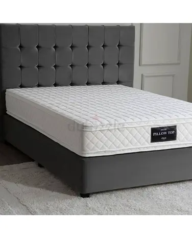 King Pillow Top Mattress in Good Condition