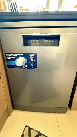 Beko freestanding dishwasher – good condition