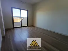 Excellent location | Excellent price | Vibrant area | Close to all amenities | Regular maintenance i