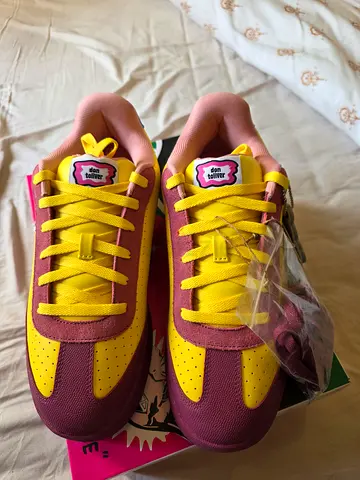 Reebok Board Flip BBC Ice Cream Don Toliver Banana Split size 9.5 US (Brand new)