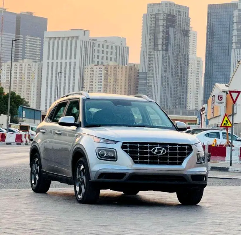 Hyundai Venue 2024 — photo 1 of 12