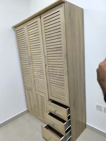 Light Wood 3-Door Wardrobe with 3 Drawers – Good Condition