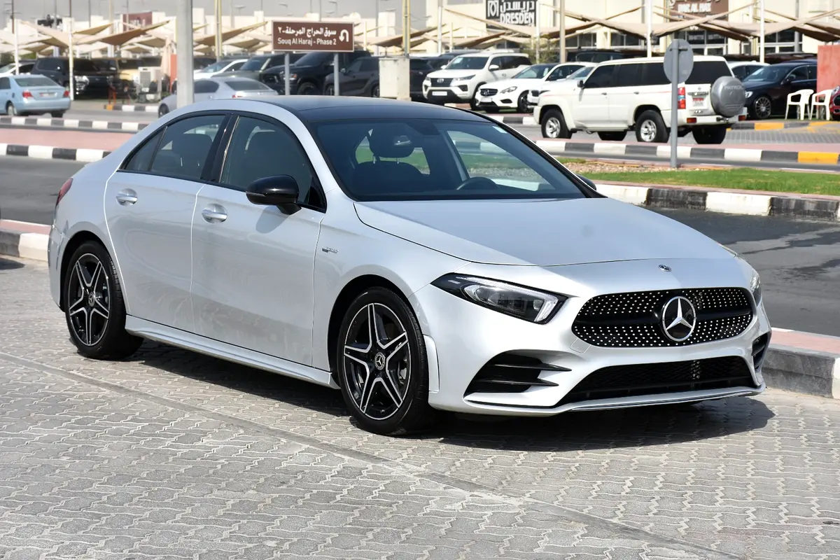 Mercedes-Benz A-Class 2021 — photo 1 of 12