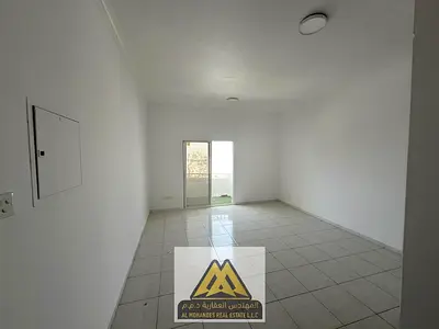 One bedroom and living room / Built-in wardrobes / Central air conditioning / Large area / Special price / On the main road /