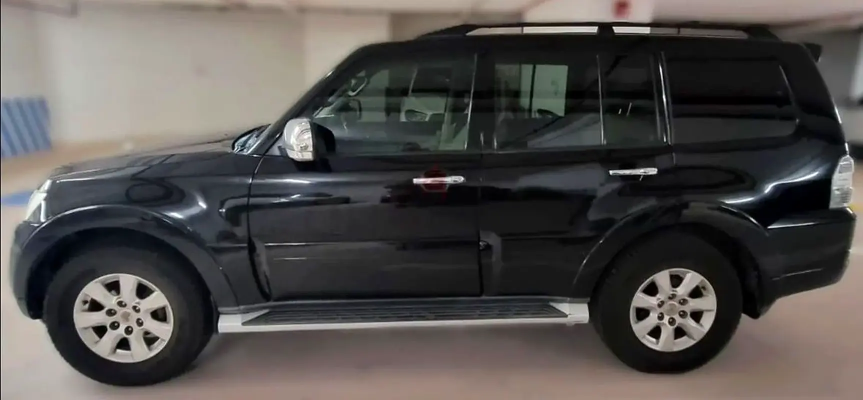 Mitsubishi Pajero 2014 — photo 1 of 10