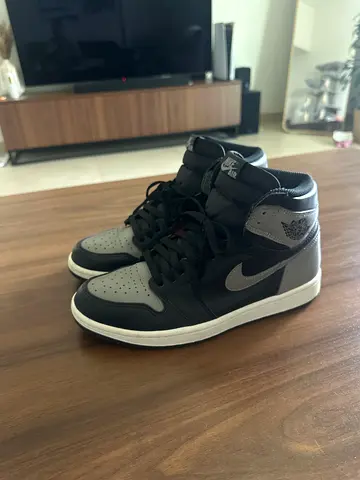 Air Jordan 1 Retro High OG Shadow US 9
