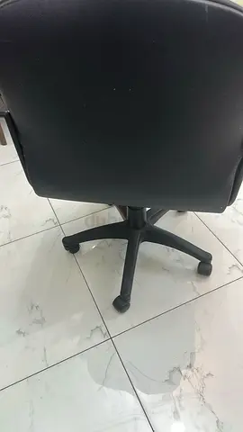 Used black swivel office chair - good working condition