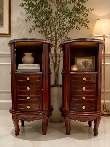Elegant Pair of Mahogony Accent Cabinets, can be used as bedside tables or end tables