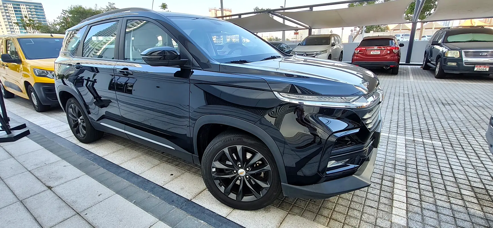 Chevrolet Captiva 2024 — photo 1 of 11