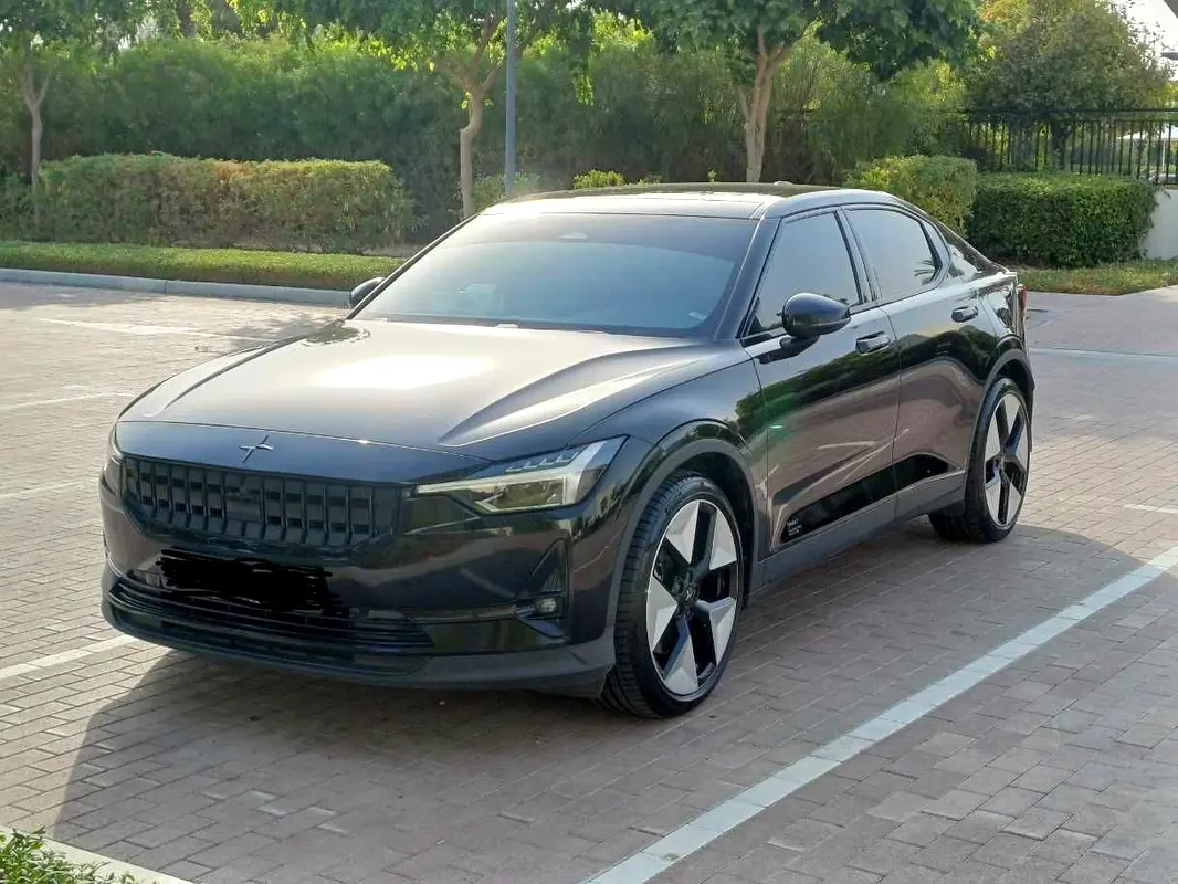 Polestar 2 2023 — photo 1 of 7