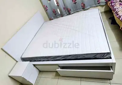 IKEA malam queen‑size bed (160 × 200 cm) with 2 storage drawers underneath and an IKEA mattress ✨