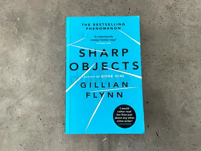 Cheap book! “Sharp objects”