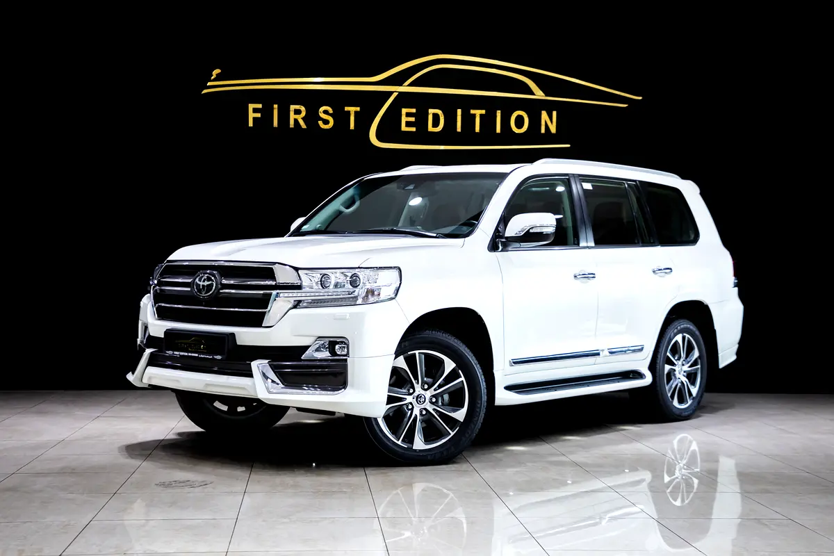 Toyota Land Cruiser 2020 — photo 1 of 16