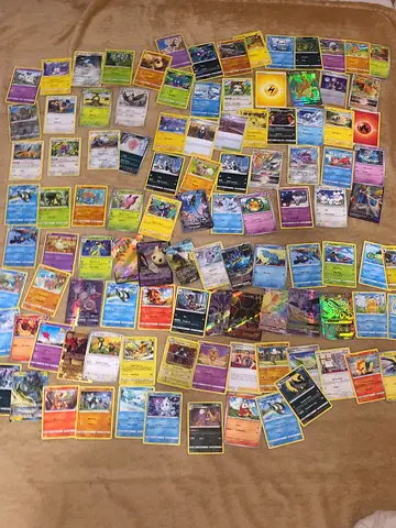 Pokemon Trading Card Collection – Mixed Common, Rare and Holo Cards (Approx. 150+)