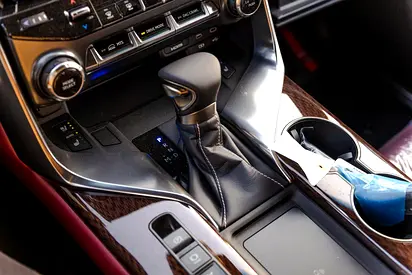 صورة 10 لـ 2026 Lexus LX-SERIES