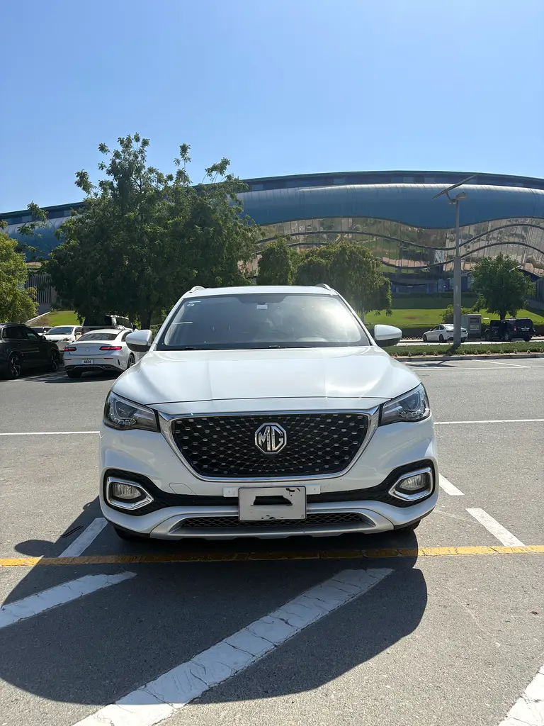 MG HS 2020 — photo 1 of 7