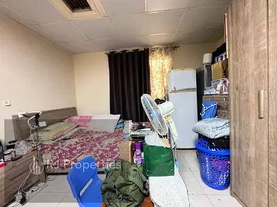 LUXURY STUDIO front off wesgreen school fully furnished ready to move only jest 1800