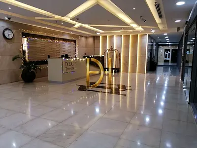 Upgraded apartment , Unfurnished 2BR Apartment | Spacious Layout l Dubai Marina Location