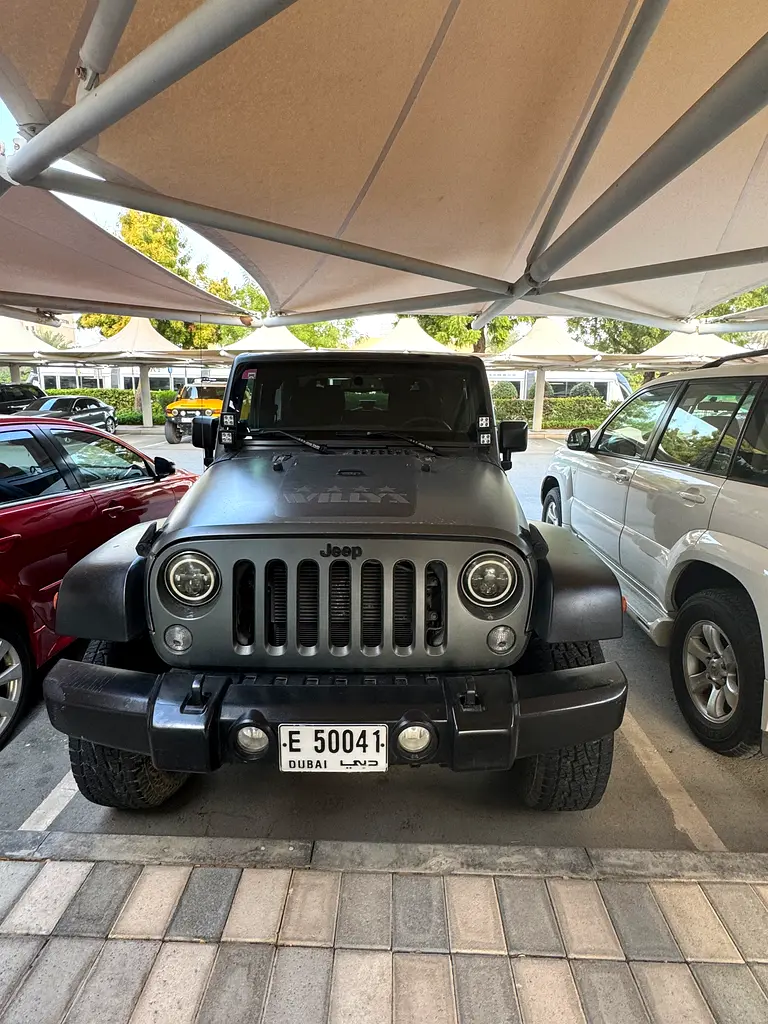 Jeep Wrangler 2013 — photo 1 of 5