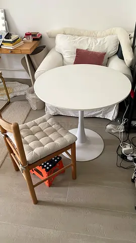 Ikea White Round Tulip Style Dining/Side Table - Good Condition