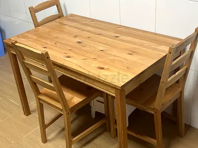 Table and 3 set chair