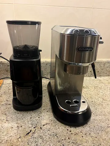 Delonghi Dedica Coffee Machine