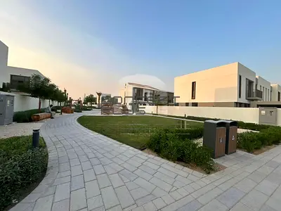 Private Garden I Huge Layout I Community Living