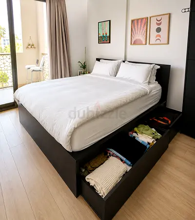 King Size Bed with 2 drawers