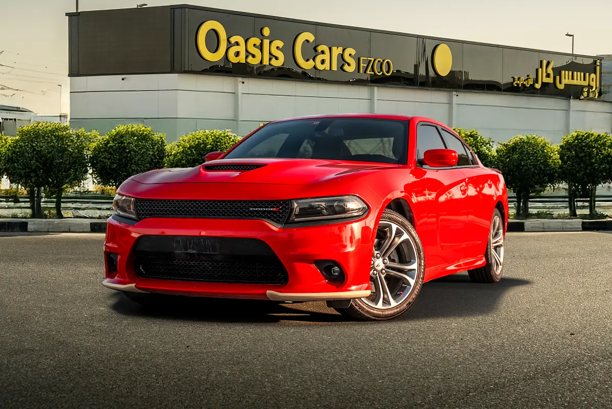 Dodge Charger 2022 — photo 1 of 20