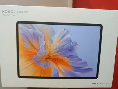 HONOR Pad V9 tablet with flip cover — used.