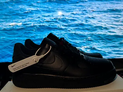 New AirForce .
We accept cash on delivery .
if you like it ,
buy it ! 
The sizes (36-45) 
Contact me