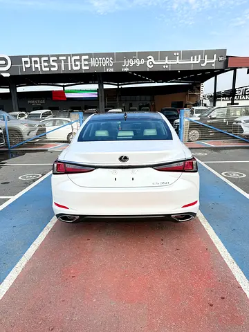 صورة مصغرة 16 لـ 2025 Lexus ES-SERIES