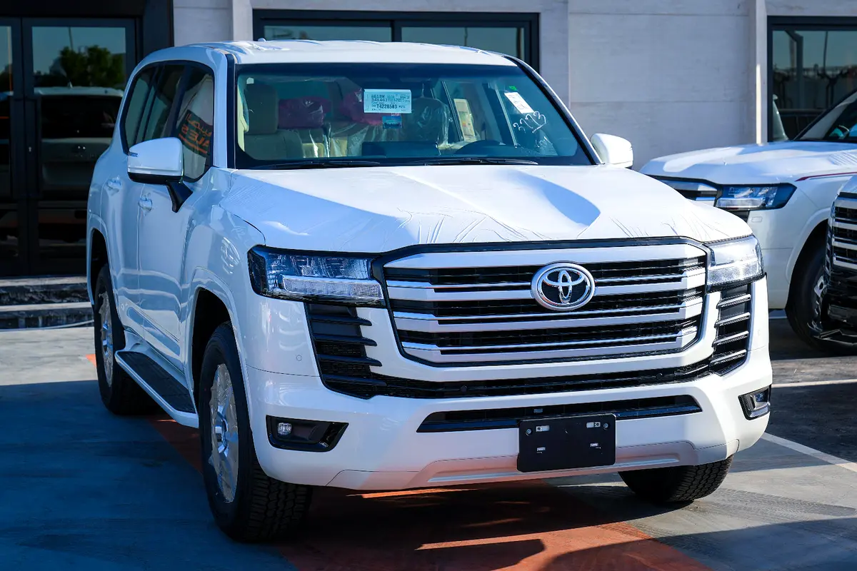 Toyota Land Cruiser 2026 — photo 1 of 20