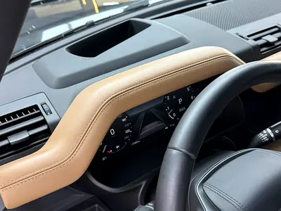2025 LAND Rover DEFENDER 缩略图 14